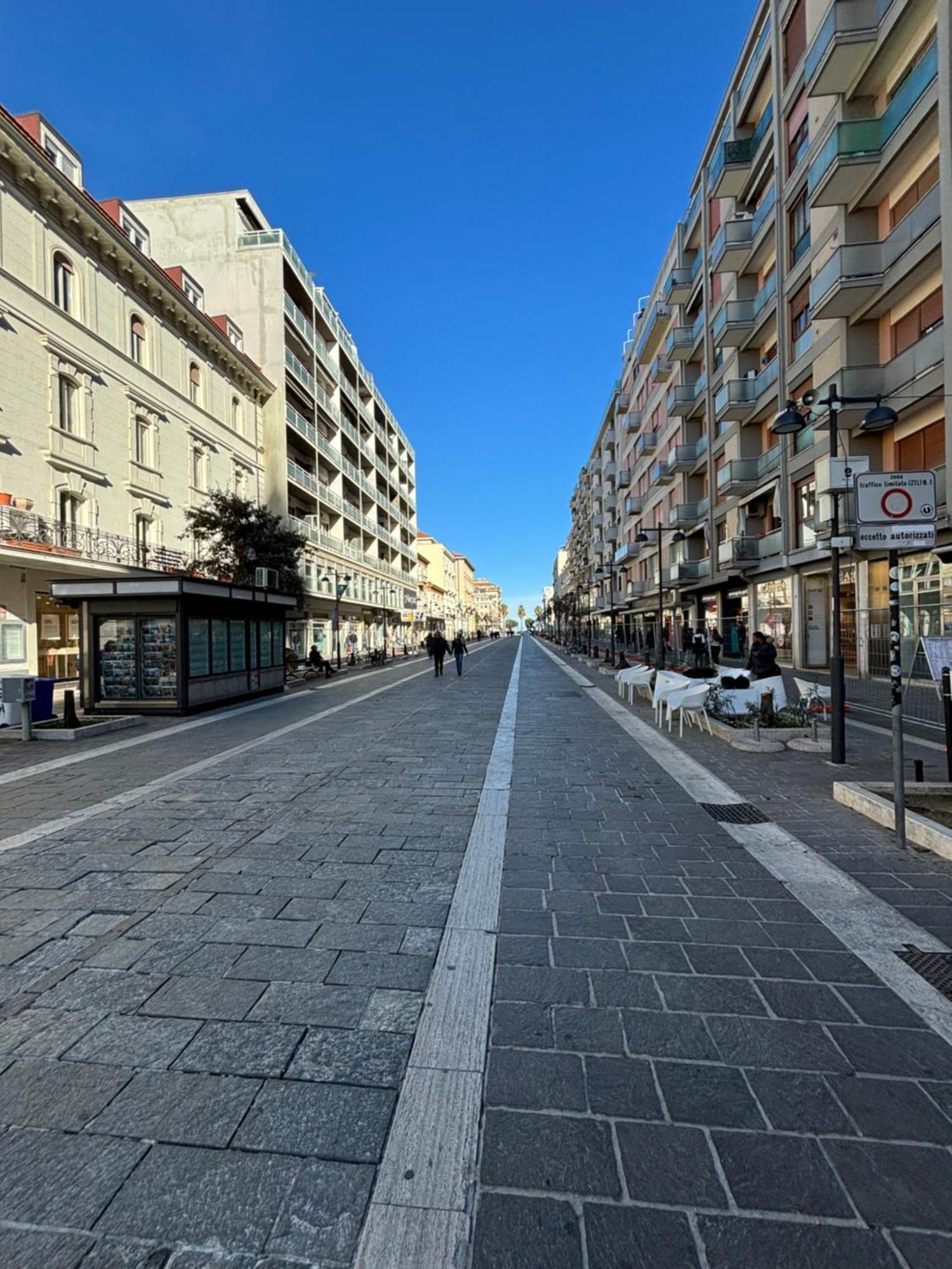 Michelangelo Apartment Pescara Zewnętrze zdjęcie